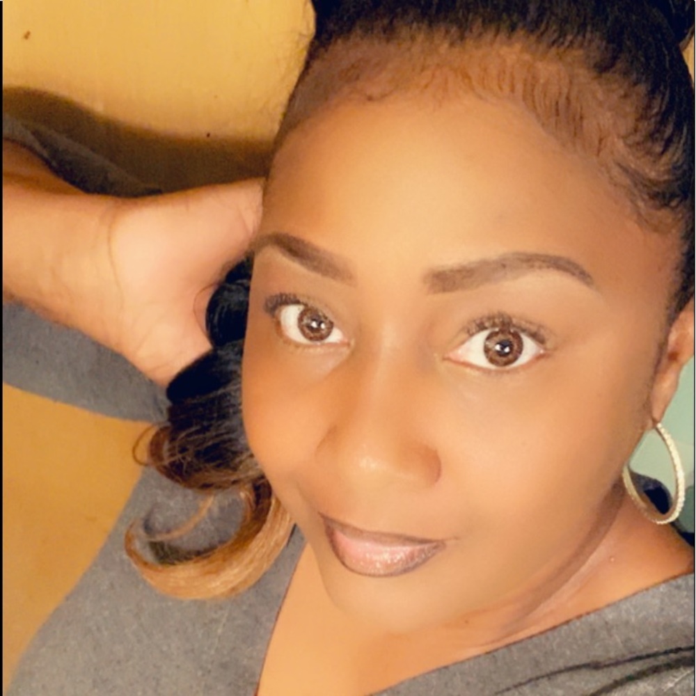 Meet your Posher, Sonya